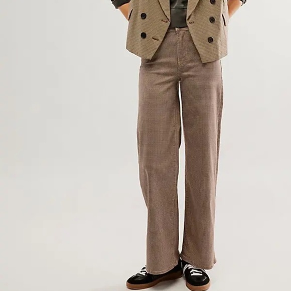 Frame Denim Brown Houndstooth Flare Jeans - Picture 11 of 16